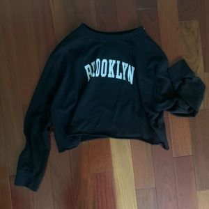 💙Brooklyn cropped sweatshirt